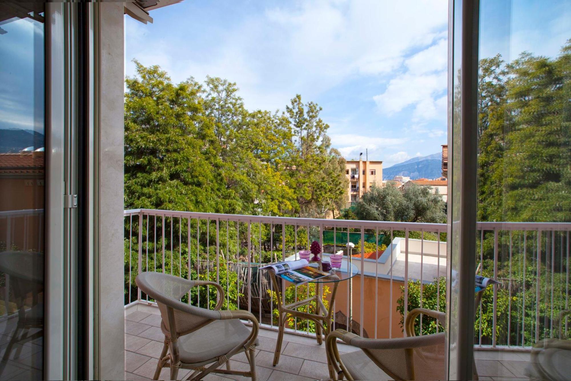 Estate4Home - L'Onda Viola Sorrento Exterior foto